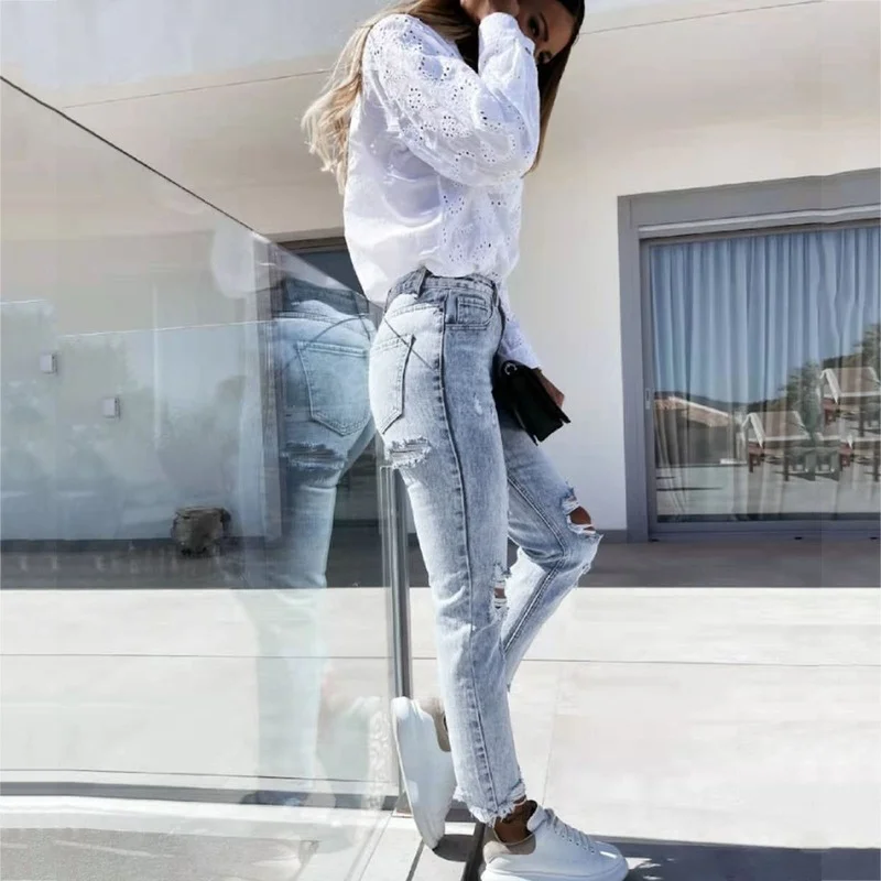 2021 Ladies Ripped Stretch Slim Fit Jean Trousers Women Button High Waist Pocket Elastic Hole Pants Casual Denim Pant Streetwear
2021 Ladies Ripped Stretch Slim Fit Jean Trousers Women Button High Waist Pocket Elastic Hole Pants Casual Denim Pant Streetwear