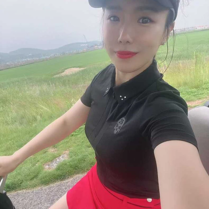 Golf Clothes Women's New Summer Short-sleeved T-shirt Stretch Outdoor Sports Collar POLO Shirt Top
Golf Clothes Women's New Summer Short-sleeved T-shirt Stretch Outdoor Sports Collar POLO Shirt Top