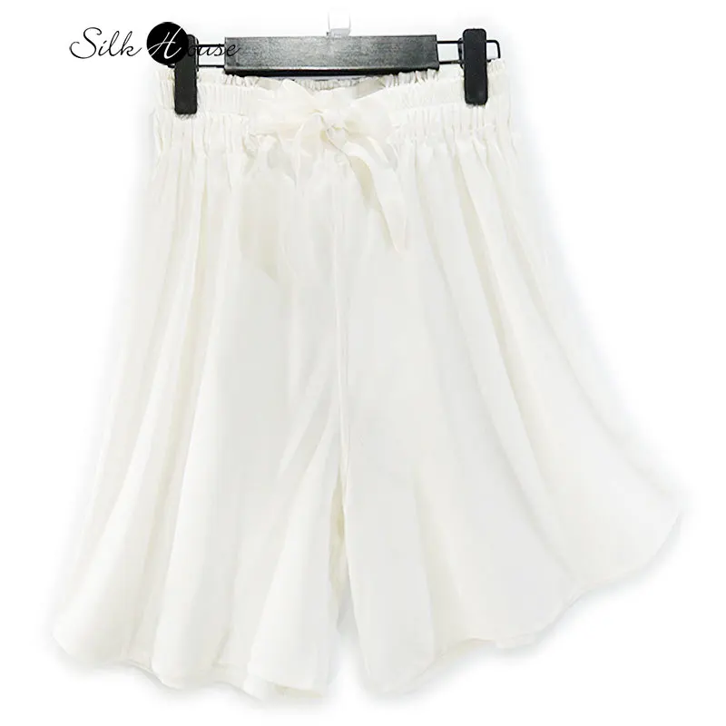 2022 Summer New White Silk Shorts Women's High Waist Silk Satin Mulberry Silk Wide Leg Pants Skirt Pants Ribbon Pants Versatile
2022 Summer New White Silk Shorts Women's High Waist Silk Satin Mulberry Silk Wide Leg Pants Skirt Pants Ribbon Pants Versatile