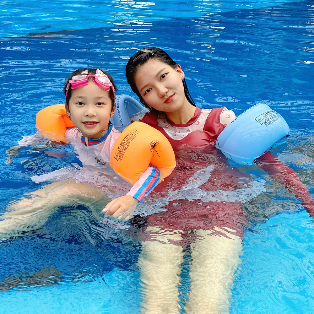Custom logo Inflatable Arm Bands Floatation Sleeves Water Wings Swimming Arm Floats for Adults and Kids
Custom logo Inflatable Arm Bands Floatation Sleeves Water Wings Swimming Arm Floats for Adults and Kids
