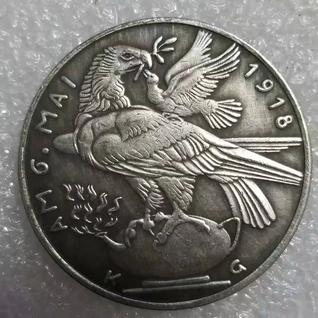 Коллекционные памятные монеты 1918 года, немецкие монеты, украшение для дома, волшебная монета, декор для домашней комнаты, рождественские по...
Коллекционные памятные монеты 1918 года, немецкие монеты, украшение для дома, волшебная монета, декор для домашней комнаты, рождественские по...