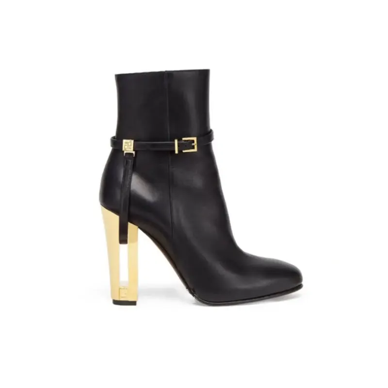 European and American Runway Round Toe Electroplated High Heels Large Size Short Tube Strap Buckle Side Zipper Women's Boots
European and American Runway Round Toe Electroplated High Heels Large Size Short Tube Strap Buckle Side Zipper Women's Boots