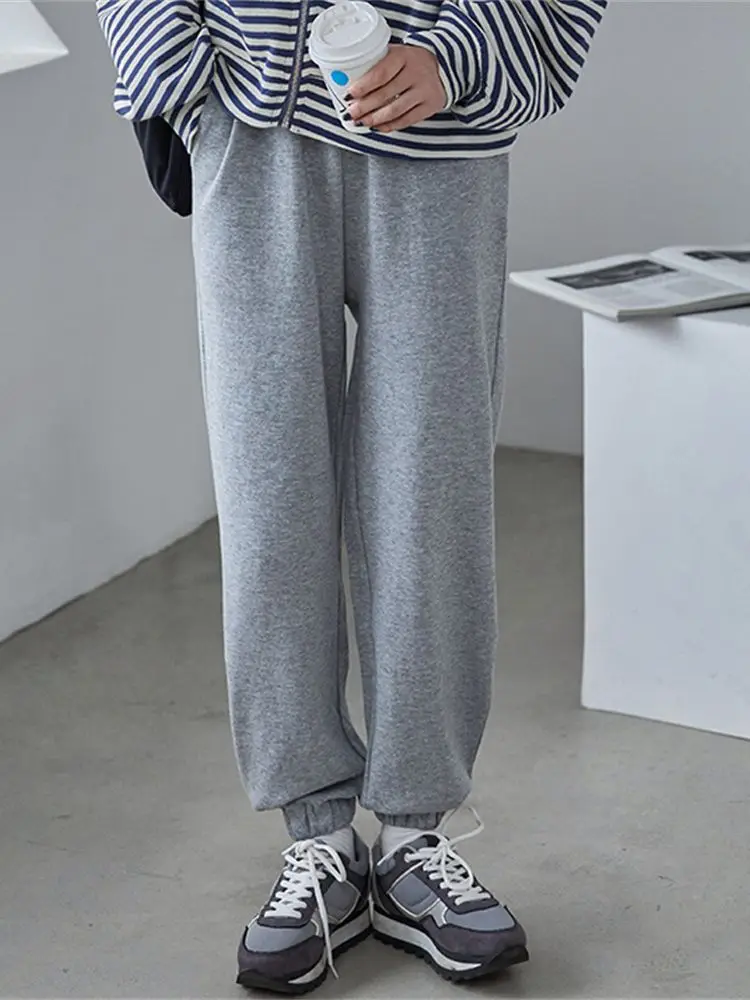 Спортивные женские брюки HziriP из 2022 хлопка, корейское стильное Новое поступление, повседневные свободные универсальные офисные студенчески...
Спортивные женские брюки HziriP из 2022 хлопка, корейское стильное Новое поступление, повседневные свободные универсальные офисные студенчески...