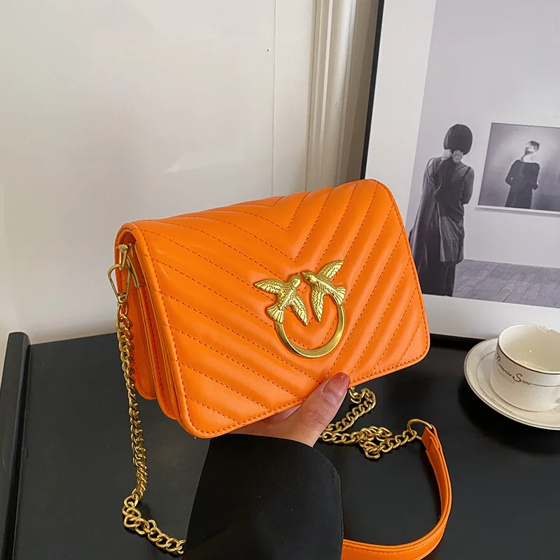 Luxury brand Lili Women's Bag V-shaped Handbag Women's Shoulder Bag Chain Messenger Handbag Wallet Women's Crossbody Bag
Luxury brand Lili Women's Bag V-shaped Handbag Women's Shoulder Bag Chain Messenger Handbag Wallet Women's Crossbody Bag