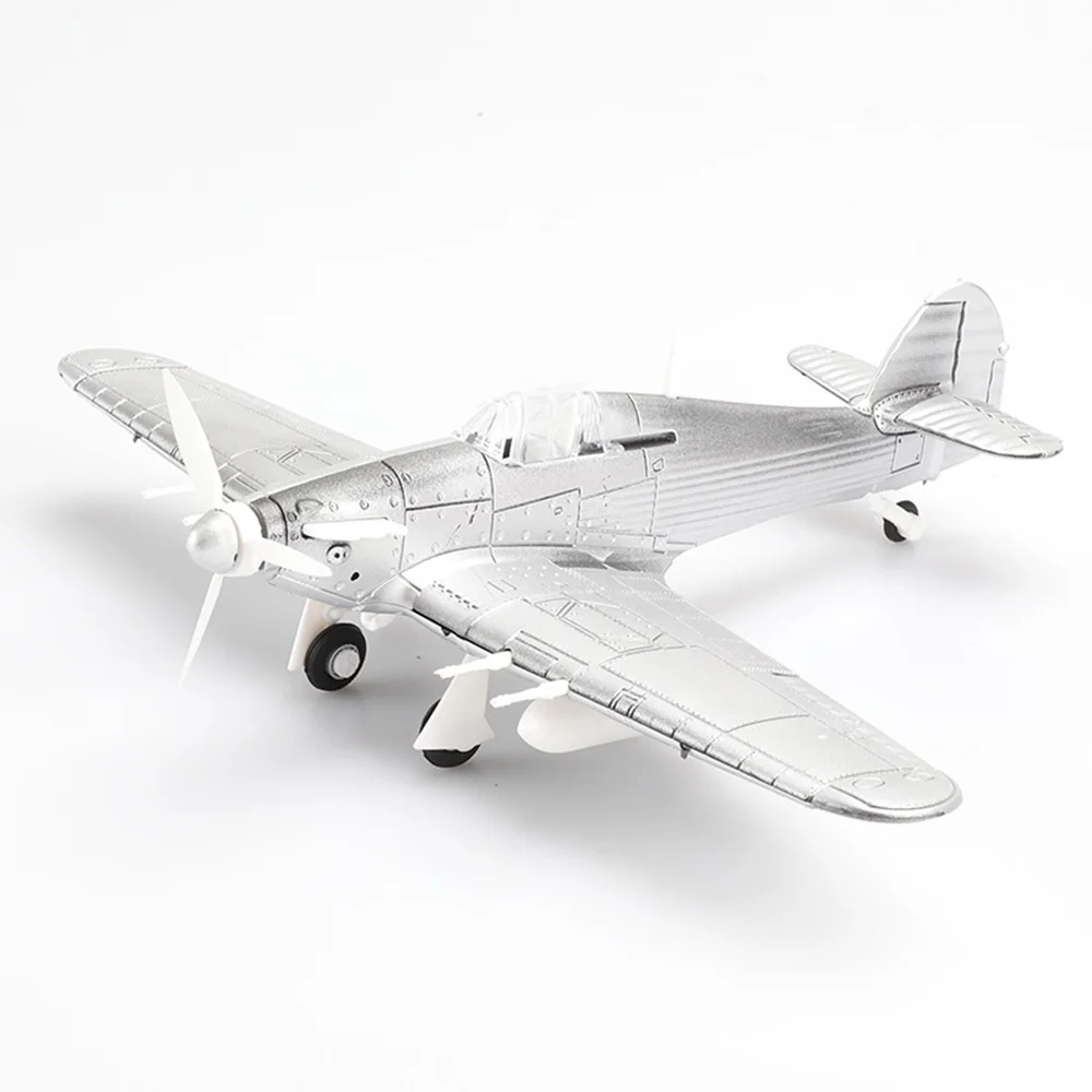 Набор для сборки модели британского военного самолета ViiKONDO 1/48 «Второй мировой войны»
Набор для сборки модели британского военного самолета ViiKONDO 1/48 «Второй мировой войны»