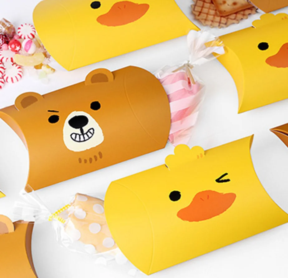 50pcs/lot Creative Packaging Folding Pillow Bag Cute Cartoon Brown Bear Candy Gift Box Birthday Party FavorCandy Bags
50pcs/lot Creative Packaging Folding Pillow Bag Cute Cartoon Brown Bear Candy Gift Box Birthday Party FavorCandy Bags