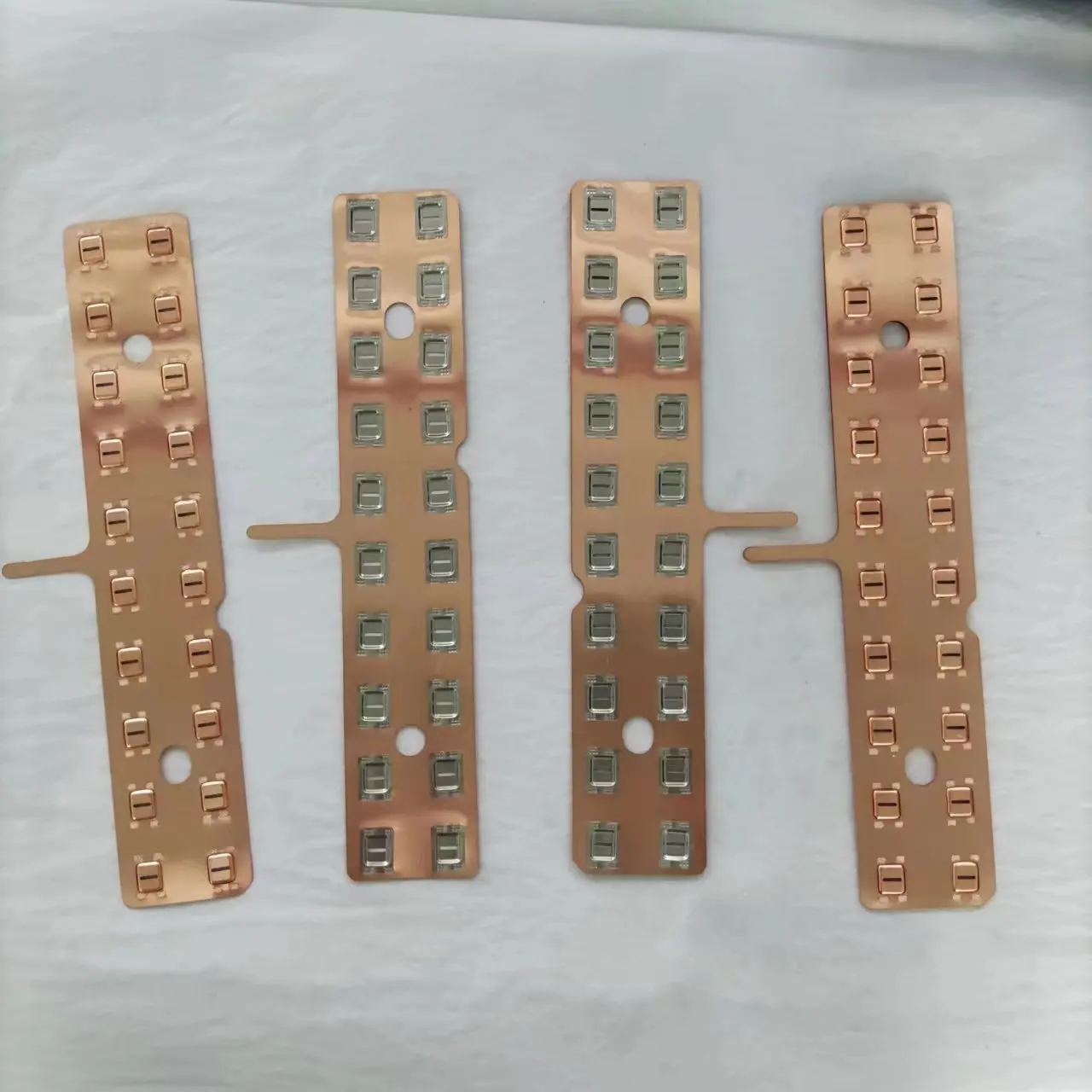 Battery Connector Good Price 18650 21700 Copper nickel Composition Sheet13S4P Copper Nickel Busbar 0.3mm
Battery Connector Good Price 18650 21700 Copper nickel Composition Sheet13S4P Copper Nickel Busbar 0.3mm