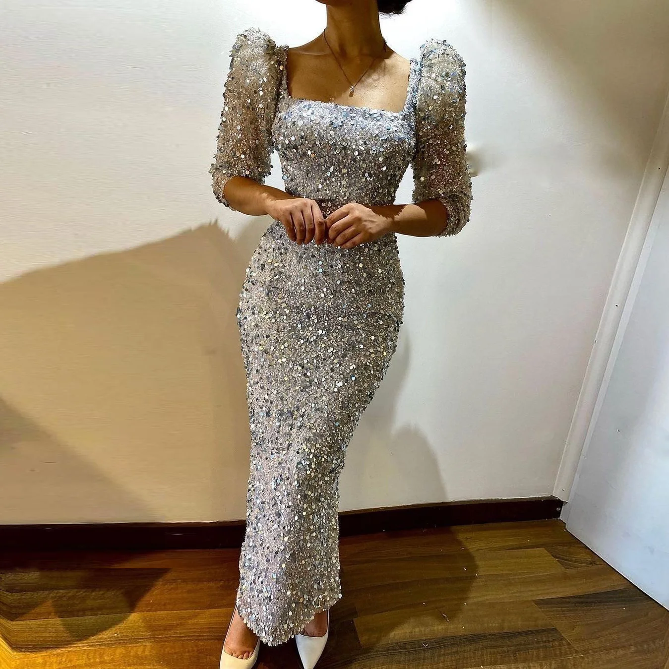 2023 Couture Sequined Lace Long Prom Dresses Sparkle Sequin Silver Women Formal Occasion Dress Ankle Length Elegant Evening Gown
2023 Couture Sequined Lace Long Prom Dresses Sparkle Sequin Silver Women Formal Occasion Dress Ankle Length Elegant Evening Gown