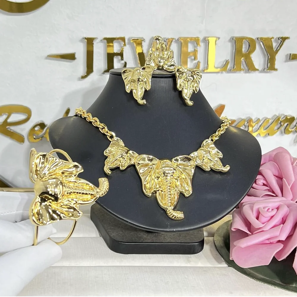 Women Classic Elephant Earring Design Jewelry Set Gold Plated Pendant Dubai Fashion Earring Charm Bracelet Accessories Women Set
Women Classic Elephant Earring Design Jewelry Set Gold Plated Pendant Dubai Fashion Earring Charm Bracelet Accessories Women Set
