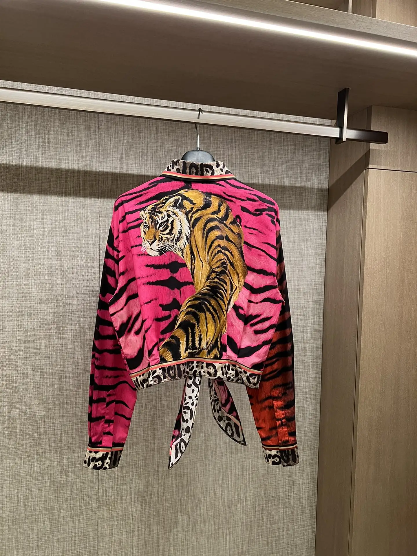 2022 half skirt suit High Quality Luxury Sicily
2022 half skirt suit High Quality Luxury Sicily