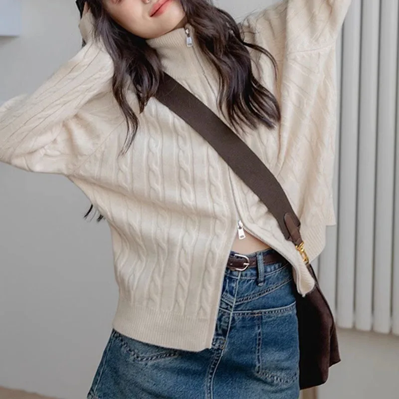 Design sense stand-up collar zipper solid color twist sweater autumn and winter new fashion knit cardigan coat women
Design sense stand-up collar zipper solid color twist sweater autumn and winter new fashion knit cardigan coat women