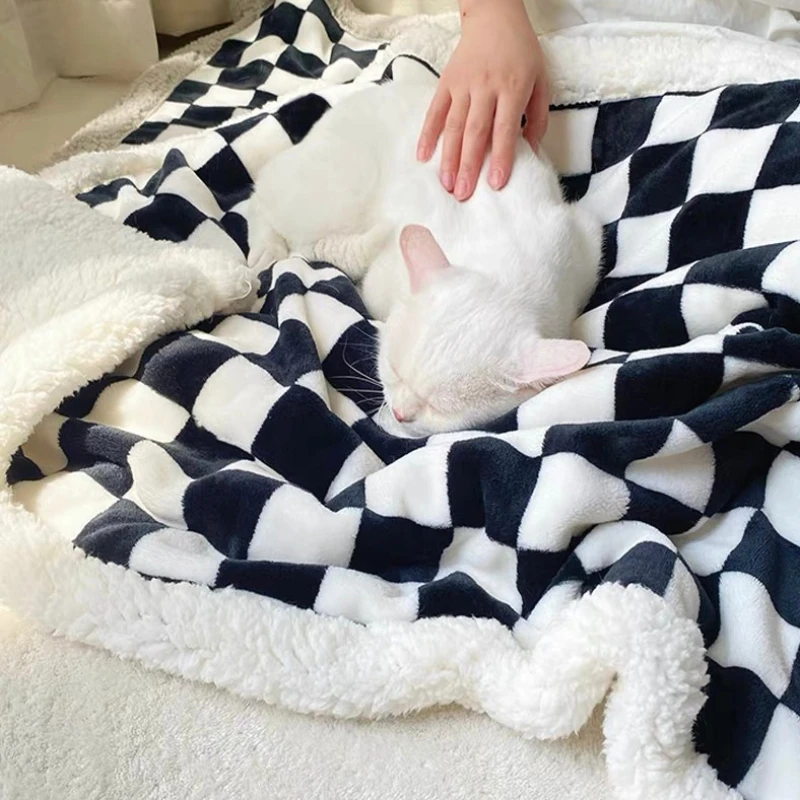 Small to Large Dog Bed Blanket Soft Cozy Pet Cushion for Cats Dogs Pet Kennel Washable Flannel Dogs Blankets Cover Thicken Mat
Small to Large Dog Bed Blanket Soft Cozy Pet Cushion for Cats Dogs Pet Kennel Washable Flannel Dogs Blankets Cover Thicken Mat