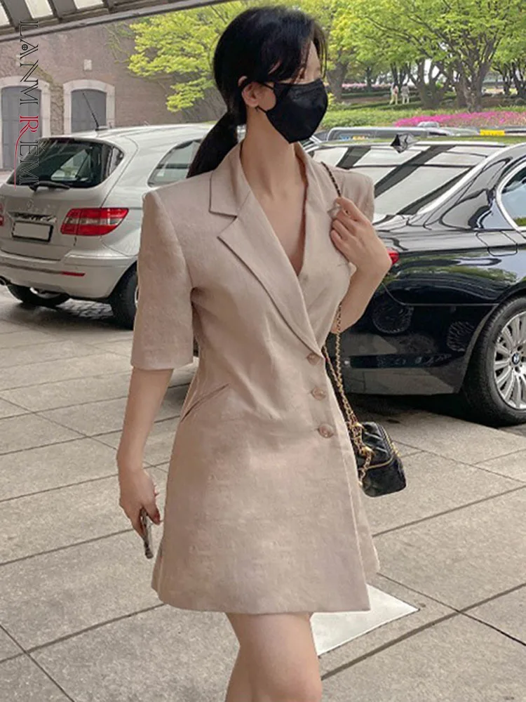 LANMREM 2022 New Summer Thin Short Sleeve Mid-length Blazer Slim Waist Coat Office Lady Fashion Clothing Korean Style 2R2860
LANMREM 2022 New Summer Thin Short Sleeve Mid-length Blazer Slim Waist Coat Office Lady Fashion Clothing Korean Style 2R2860
