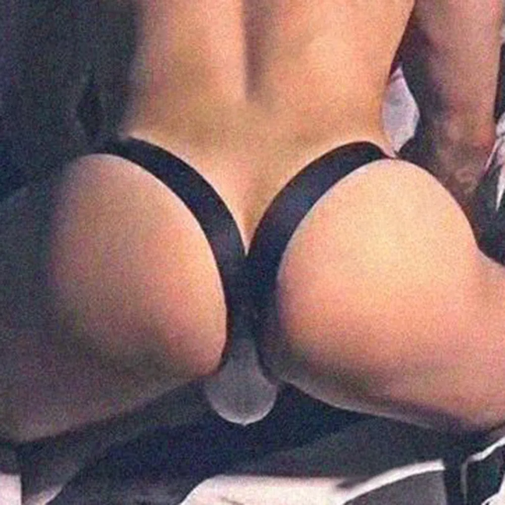 Mens Panties Sexy Colorful Thong Briefs Soft Breathable Open Back Underpants Low Rise Hot Hips Up Three-dimensional Pouch
Mens Panties Sexy Colorful Thong Briefs Soft Breathable Open Back Underpants Low Rise Hot Hips Up Three-dimensional Pouch