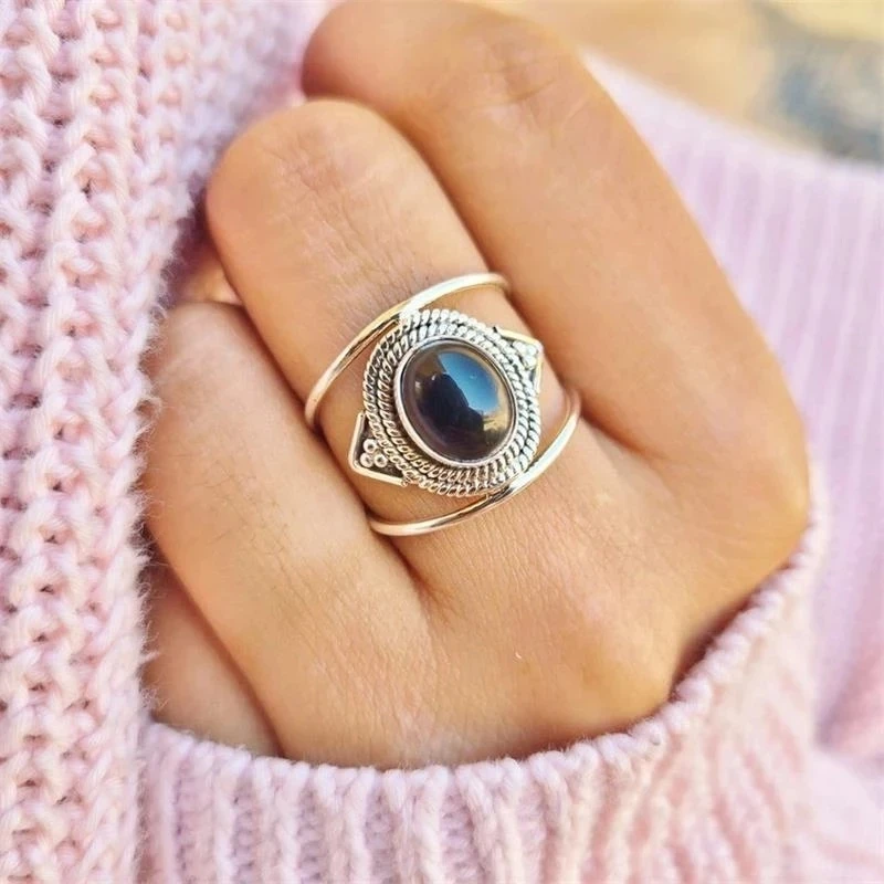 Luxury Black Stone Rings Zircon Bridal Engagement Wedding Rings Ladies Fashion Party Jewelry Fashion Accessories Gifts For Her
Luxury Black Stone Rings Zircon Bridal Engagement Wedding Rings Ladies Fashion Party Jewelry Fashion Accessories Gifts For Her