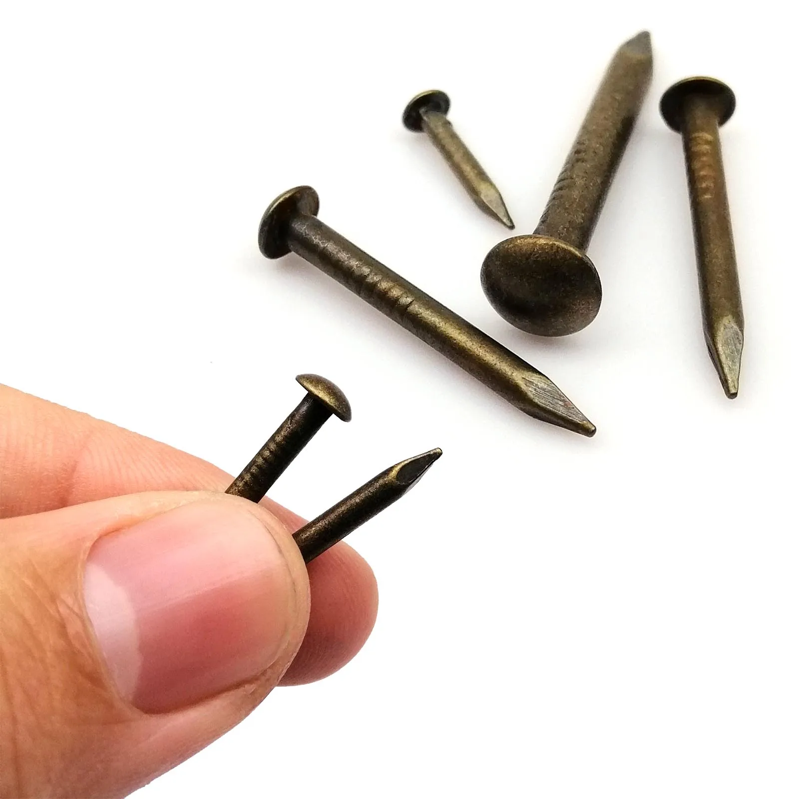 10/20/50/100pc 1.2mm 1.5mm 2mm 2.8mm Antique Brass Bronze Pure Copper Small Round Head Nail Stud for Furniture Hinge Jewelry Box
10/20/50/100pc 1.2mm 1.5mm 2mm 2.8mm Antique Brass Bronze Pure Copper Small Round Head Nail Stud for Furniture Hinge Jewelry Box