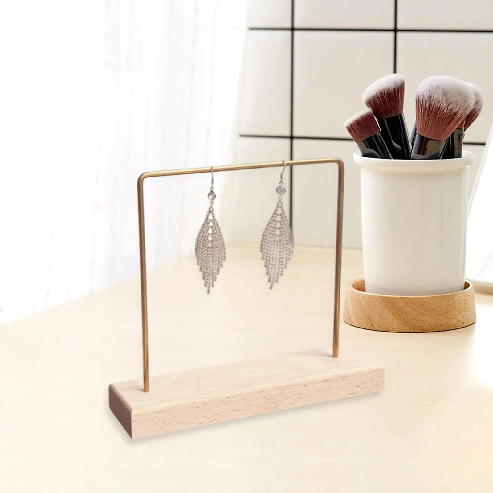 Earring Display Holder 20x5x18cm Showcase Elegant Bracelets Hair Accessories Stand Jewelry Organizer for Counter Top Shop Window
Earring Display Holder 20x5x18cm Showcase Elegant Bracelets Hair Accessories Stand Jewelry Organizer for Counter Top Shop Window