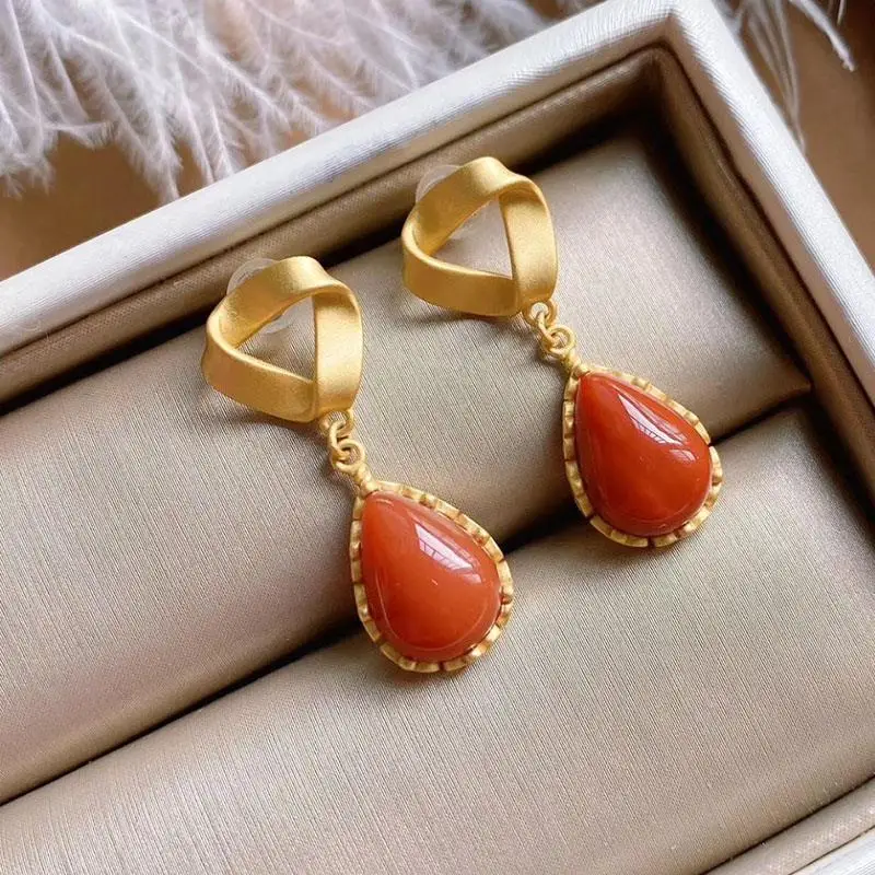 2020 New Trendy Natural Eardrops Retro Hong Kong Style Fashion Earrings S925 Sterling Silver High Sense Earrings Jewelry
2020 New Trendy Natural Eardrops Retro Hong Kong Style Fashion Earrings S925 Sterling Silver High Sense Earrings Jewelry