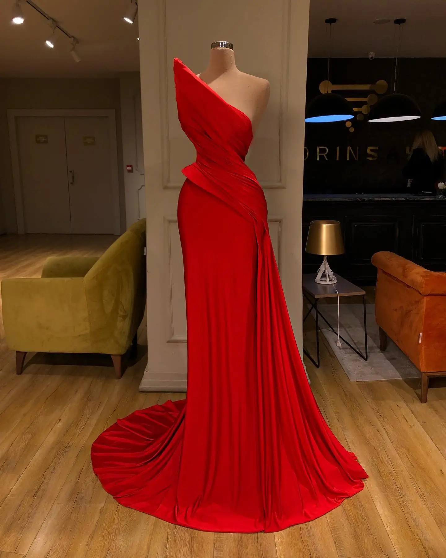 Пикантное мягкое атласное платье-Русалка для выпускного вечера специальный дизайн приталенное Плиссированное красное вечернее платье для официальной вечеринки элегантные вечерние платья на заказ
Пикантное мягкое атласное платье-Русалка для выпускного вечера специальный дизайн приталенное Плиссированное красное вечернее платье для официальной вечеринки элегантные вечерние платья на заказ