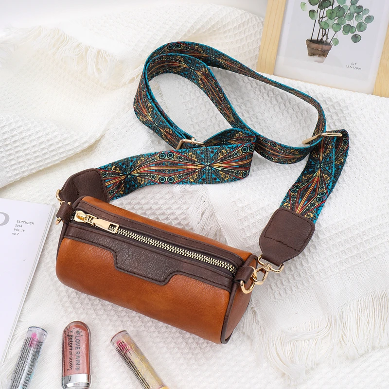 Wide Strap Women Crossbody Bags Vintage Solid Color PU Leather Ladies Shoulder Bag Bucket Crossbody Bag Designer Luxury Handbags
Wide Strap Women Crossbody Bags Vintage Solid Color PU Leather Ladies Shoulder Bag Bucket Crossbody Bag Designer Luxury Handbags