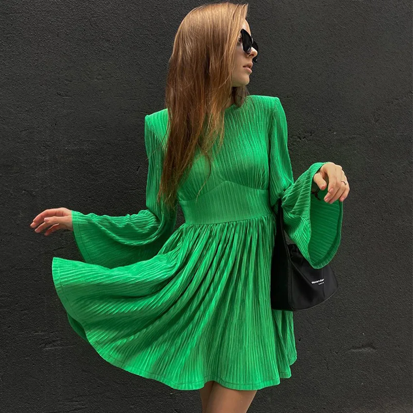 2023 New Spring Autumn Pleated Flare Sleeve Women Mini Dress O-Neck Long Sleeve Party Dress Female Elegant Fashion Vestidos
2023 New Spring Autumn Pleated Flare Sleeve Women Mini Dress O-Neck Long Sleeve Party Dress Female Elegant Fashion Vestidos