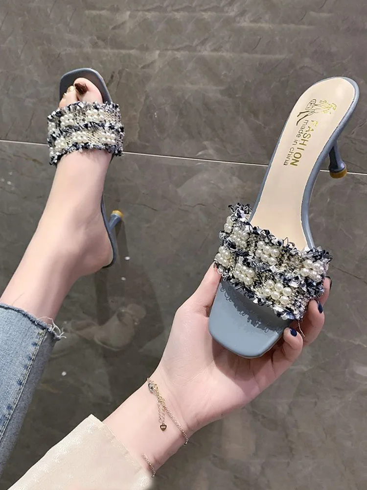 Shoes String Bead Ladies' Slippers Luxury Slides Shallow Slipers Women Heeled Mules Designer 2022 High Thin Girl Summer Fashion
Shoes String Bead Ladies' Slippers Luxury Slides Shallow Slipers Women Heeled Mules Designer 2022 High Thin Girl Summer Fashion