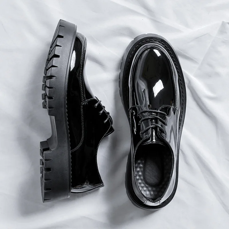 Man Streetwear Fashion Wedding Dress Shoe Men Casual Leather Shoe Business Casual Thick Sole Platform Patent Leather Shoes
Man Streetwear Fashion Wedding Dress Shoe Men Casual Leather Shoe Business Casual Thick Sole Platform Patent Leather Shoes