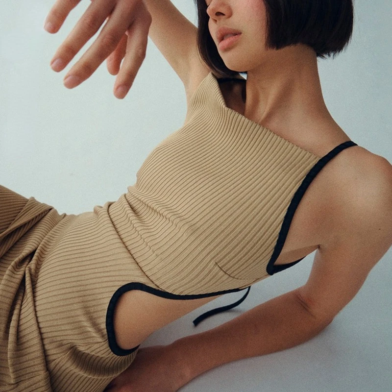 Spaghetti Strap Sexy Backless Midi Dress Women Elegant Tie Up Bandage Club Party Sleeveless Sundress Bodycon
Spaghetti Strap Sexy Backless Midi Dress Women Elegant Tie Up Bandage Club Party Sleeveless Sundress Bodycon