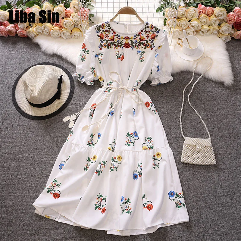 Liba Sin Women Summer Bohemian Vacation Style Print Embroidered Round Neck Slim Puff Sleeves Elegant Dress Women
Liba Sin Women Summer Bohemian Vacation Style Print Embroidered Round Neck Slim Puff Sleeves Elegant Dress Women