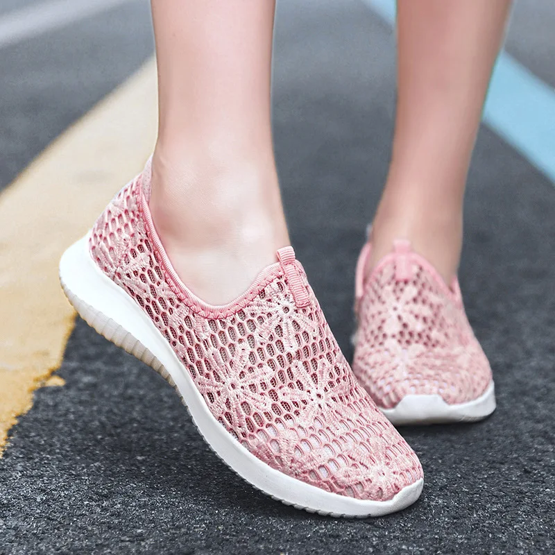 Women's Walking Shoes Ladies Casual Breathable Mesh Comfortable Work Sneakers Summer Slip on Woman Loafers Zapatos Mujer
Women's Walking Shoes Ladies Casual Breathable Mesh Comfortable Work Sneakers Summer Slip on Woman Loafers Zapatos Mujer