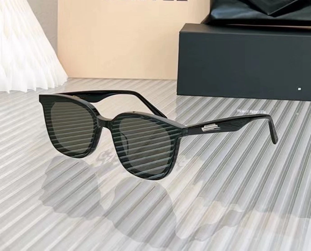 2022 New Sunglasses Korea Brand Design GM LILIT Women Men Acetate Quality Popular UV400 Sun Glasses Fashion Lady Original Case
2022 New Sunglasses Korea Brand Design GM LILIT Women Men Acetate Quality Popular UV400 Sun Glasses Fashion Lady Original Case