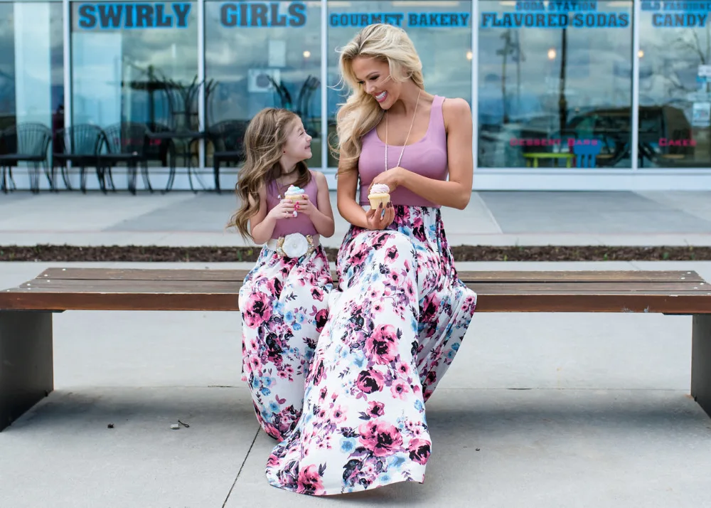 Matching Family Outfits Mother Daughter Dresses Summer Sleeveless Floral Long Dress Mom And Daughter Dres Clothes
Matching Family Outfits Mother Daughter Dresses Summer Sleeveless Floral Long Dress Mom And Daughter Dres Clothes