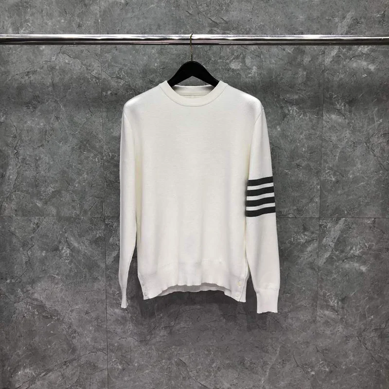 Autunm THOM Sweater Winter Men's Fashion Brand Coats Classic Cotton 4-Bar Stripe Crewneck Pullover White TB Sweaters
Autunm THOM Sweater Winter Men's Fashion Brand Coats Classic Cotton 4-Bar Stripe Crewneck Pullover White TB Sweaters