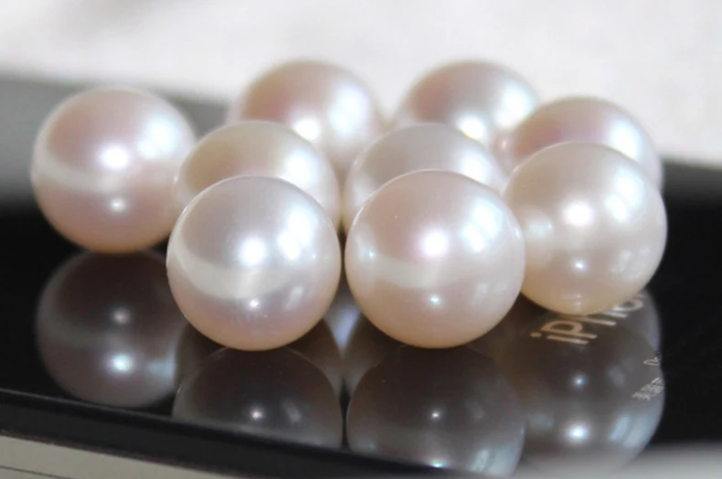 Fashiong Loose Pearls Jewelry High Luster Natural Freshwater Pearl 4-4.5mm 3A Half Hole Round Pearls for Pendant jewelry
Fashiong Loose Pearls Jewelry High Luster Natural Freshwater Pearl 4-4.5mm 3A Half Hole Round Pearls for Pendant jewelry