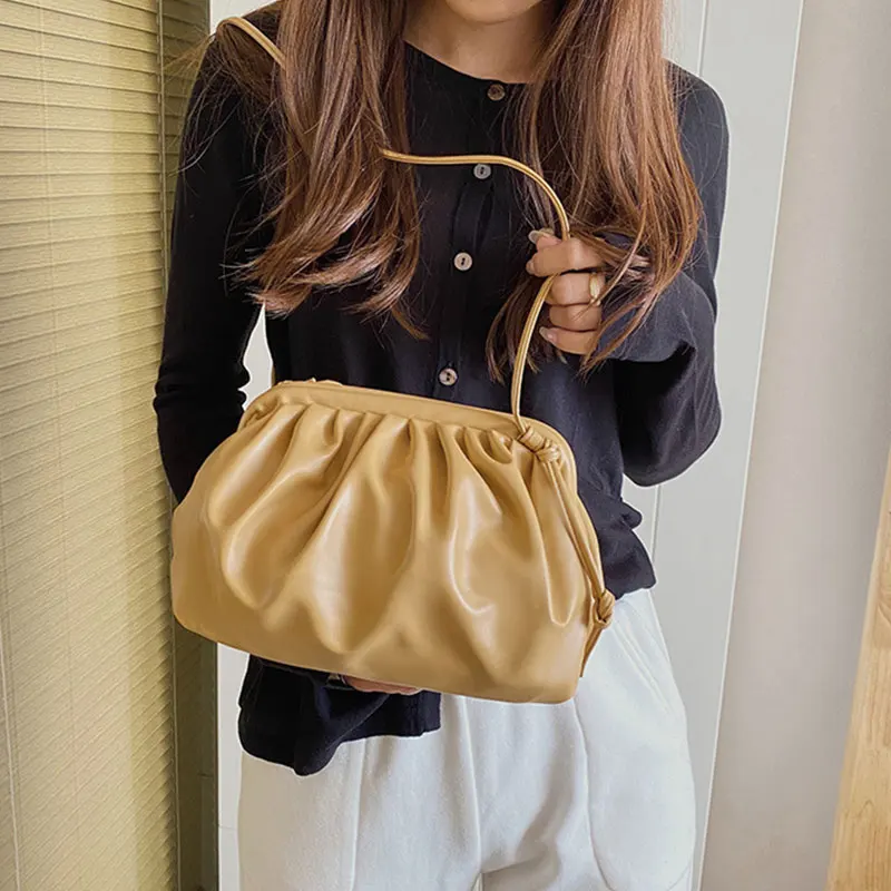 Вместительная сумка на плечо, портативные сумки через плечо, однотонная модная нишевая дизайнерская сумка-мессенджер, женская сумка в запа...
Вместительная сумка на плечо, портативные сумки через плечо, однотонная модная нишевая дизайнерская сумка-мессенджер, женская сумка в запа...