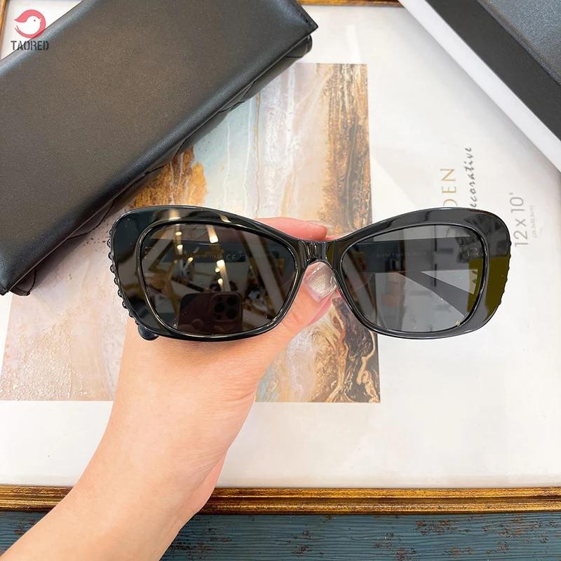 2023 Italy Luxury Brand Women's Sunglasses Classic Small Cat Eye Glasses Designer Female Trendy Fashion Elegant UV400 Eyeglasses
2023 Italy Luxury Brand Women's Sunglasses Classic Small Cat Eye Glasses Designer Female Trendy Fashion Elegant UV400 Eyeglasses