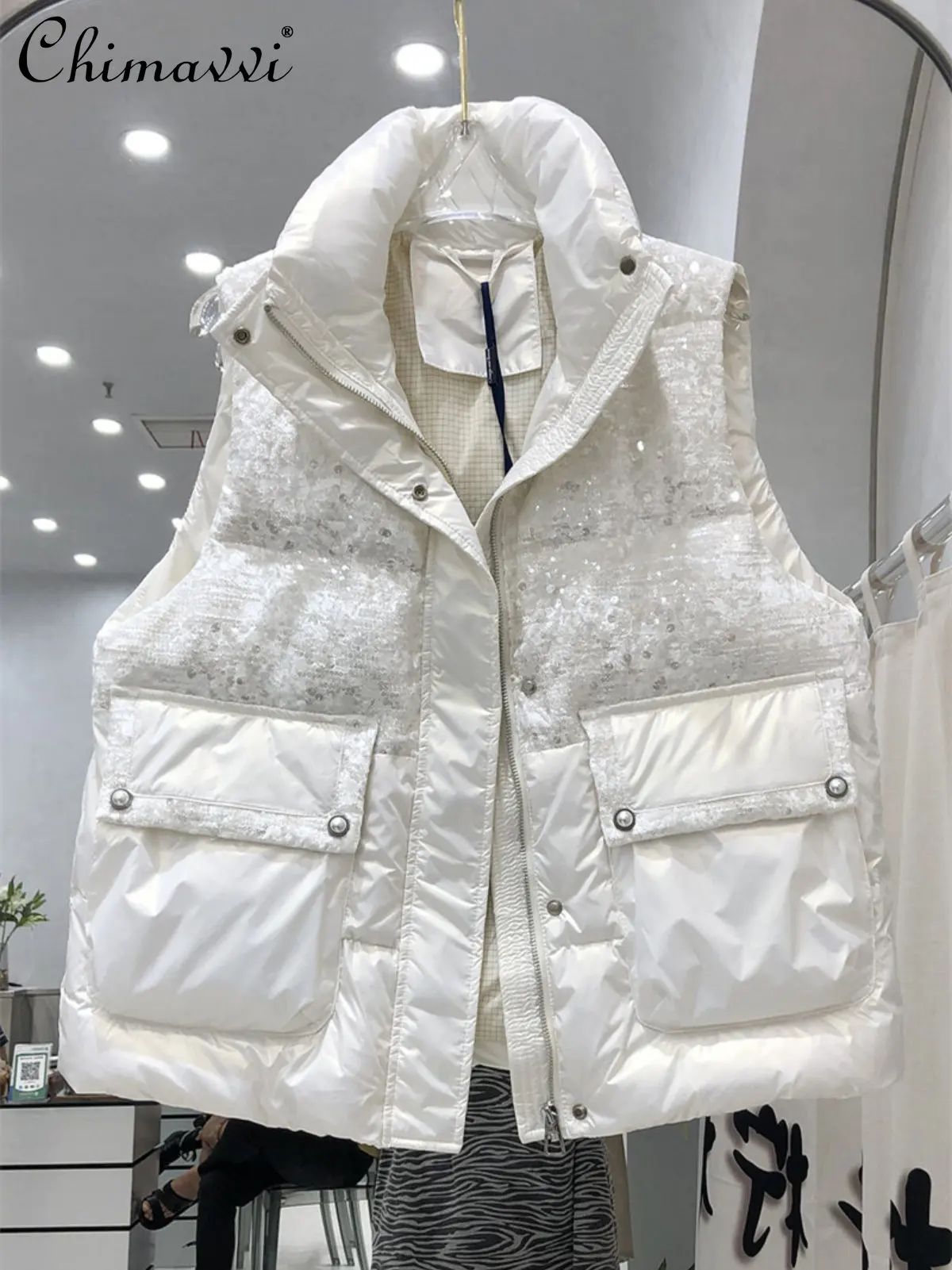 New Ladies Fashion Elegant Solid Patchwork Down Jacket Vest 2022 Women's Streetwear Loose Sequined Short White Duck Down Coat
New Ladies Fashion Elegant Solid Patchwork Down Jacket Vest 2022 Women's Streetwear Loose Sequined Short White Duck Down Coat