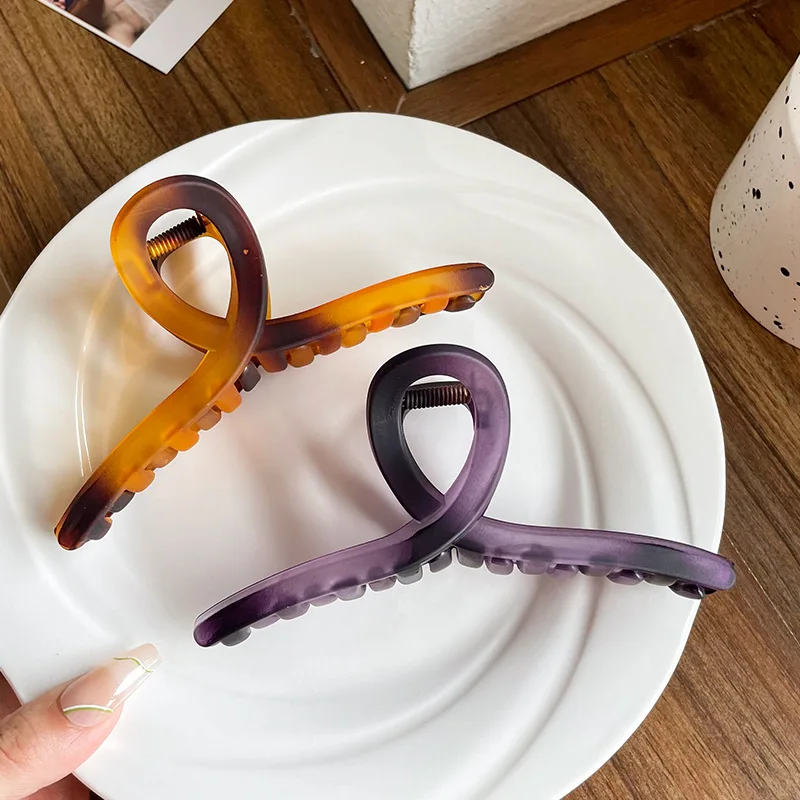 Vintage Hair Claw Large Amber Barrette Crab Hair Claws Bath Clip Ponytail Clip For Women Girls Headwear Party Hair Accessories
Vintage Hair Claw Large Amber Barrette Crab Hair Claws Bath Clip Ponytail Clip For Women Girls Headwear Party Hair Accessories