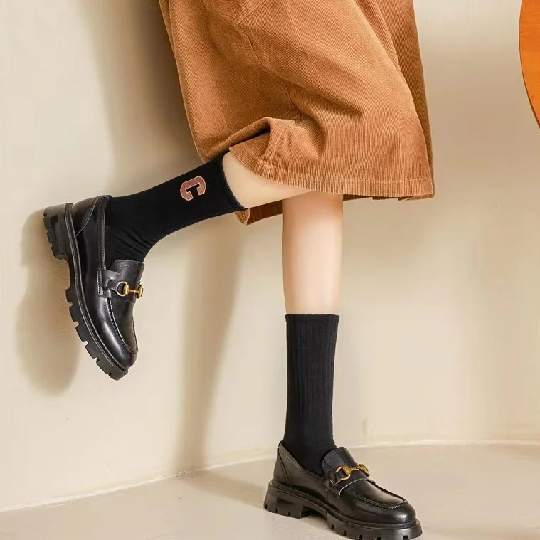 Embroidered Letter Socks Women's Spring Summer Stockings Cotton Socks Men's Mid-tube Stockings Couple Stockings
Embroidered Letter Socks Women's Spring Summer Stockings Cotton Socks Men's Mid-tube Stockings Couple Stockings