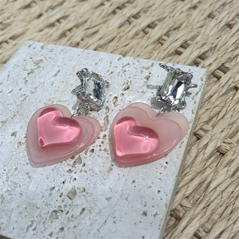 S925 silver needle Korean style fashion pink love earrings high-end small fresh and exquisite ear jewelry trendy women
S925 silver needle Korean style fashion pink love earrings high-end small fresh and exquisite ear jewelry trendy women