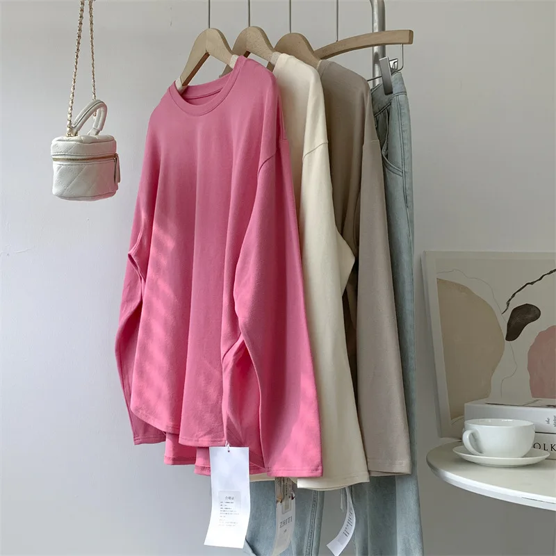 Bottom hem arc long sleeve bottoming shirt Women's woolen cotton autumn and winter dance dress top Long sleeve
Bottom hem arc long sleeve bottoming shirt Women's woolen cotton autumn and winter dance dress top Long sleeve