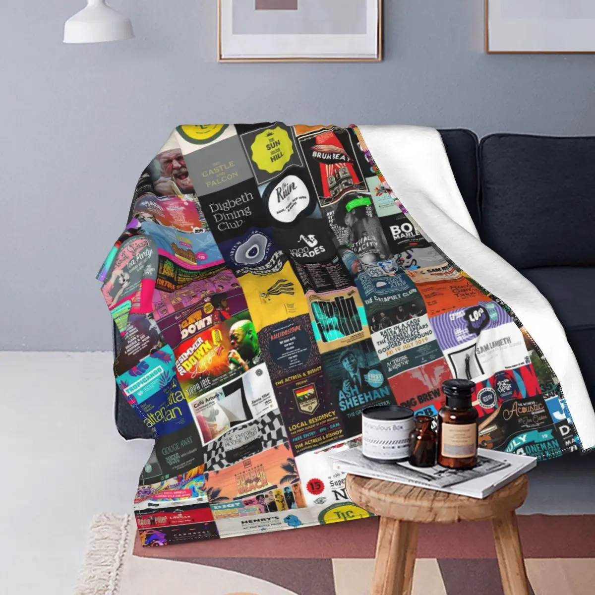 Music Show Logo Blanket Printed Stitch Warm Portable Flannel Throw Blankets For Bedspread Room
Music Show Logo Blanket Printed Stitch Warm Portable Flannel Throw Blankets For Bedspread Room