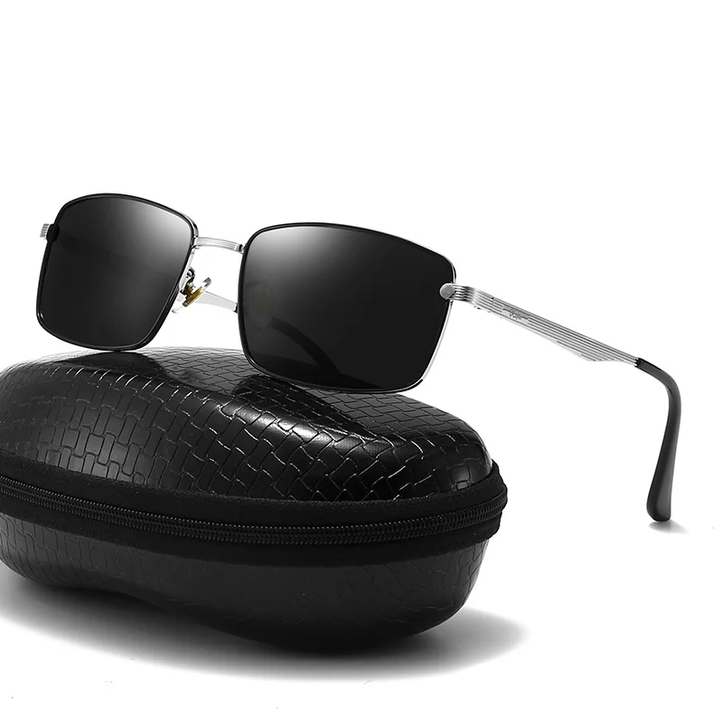 DJXFZLO Classic Polarized Light Sunglasses Men Luxury Brand Designer Glasses Retro High Quality Metal Driving Male Goggle
DJXFZLO Classic Polarized Light Sunglasses Men Luxury Brand Designer Glasses Retro High Quality Metal Driving Male Goggle