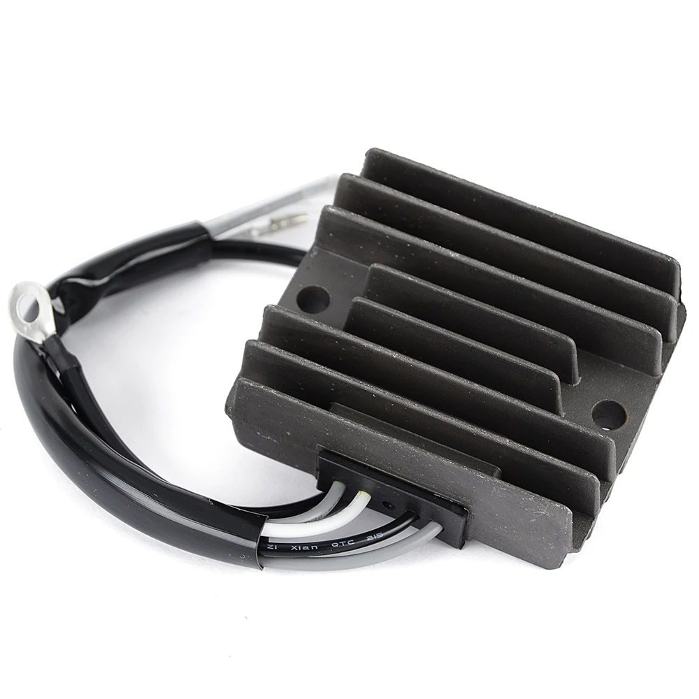 Voltage Regulator Rectifier for Honda GCV520U CEE9 GCV530U PEE9 GXV390RT1 DCST 31750-Z0A-821
Voltage Regulator Rectifier for Honda GCV520U CEE9 GCV530U PEE9 GXV390RT1 DCST 31750-Z0A-821
