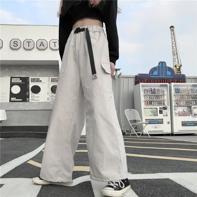 Women Fashion Oversized Korean Harem Pants 2021 Female Casual Loose Wide Leg Elastic Waist Streetwear Pant Lady Trousers(S-3XL)
Women Fashion Oversized Korean Harem Pants 2021 Female Casual Loose Wide Leg Elastic Waist Streetwear Pant Lady Trousers(S-3XL)
