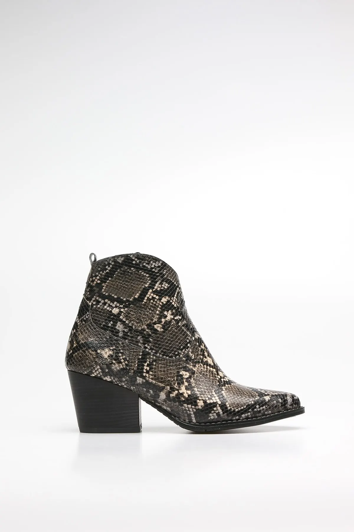 Fashion Style Black women's Boot Boots & Bootie 
Fashion Style Black women's Boot Boots & Bootie