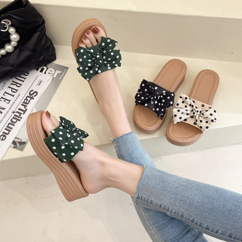 Shoes Woman 2022 On A Wedge Butterfly-Knot Slippers Heels Pantofle Platform Med High Flat Soft New Slides Casual Pumps Rubber Bu
Shoes Woman 2022 On A Wedge Butterfly-Knot Slippers Heels Pantofle Platform Med High Flat Soft New Slides Casual Pumps Rubber Bu