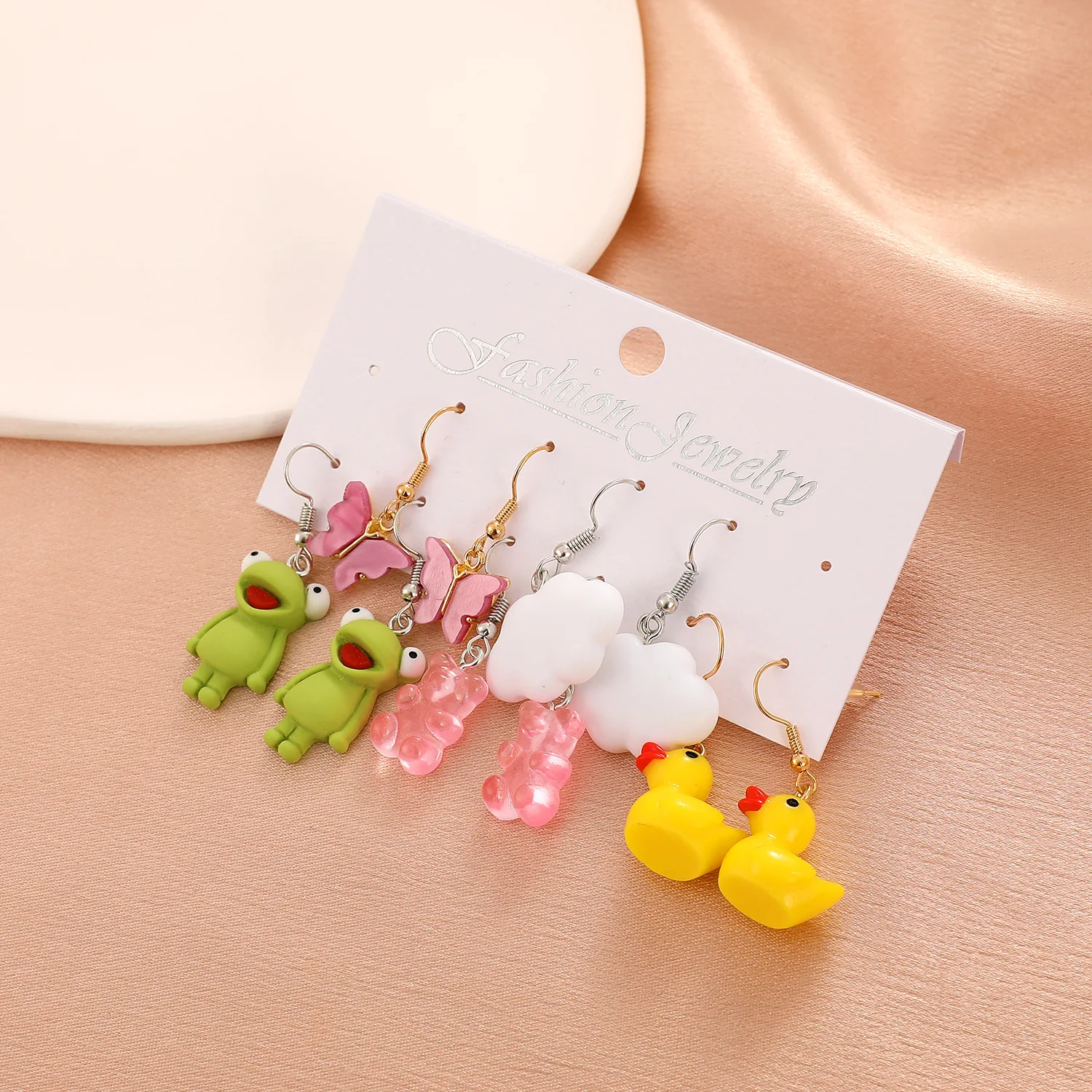 5 Pair/set Cute Cartoon Yellow Duck Frog Butterfly Dangle Earrings New 2022 Sweet Cool Earrings Girlfriend Jewelry Accessories
5 Pair/set Cute Cartoon Yellow Duck Frog Butterfly Dangle Earrings New 2022 Sweet Cool Earrings Girlfriend Jewelry Accessories