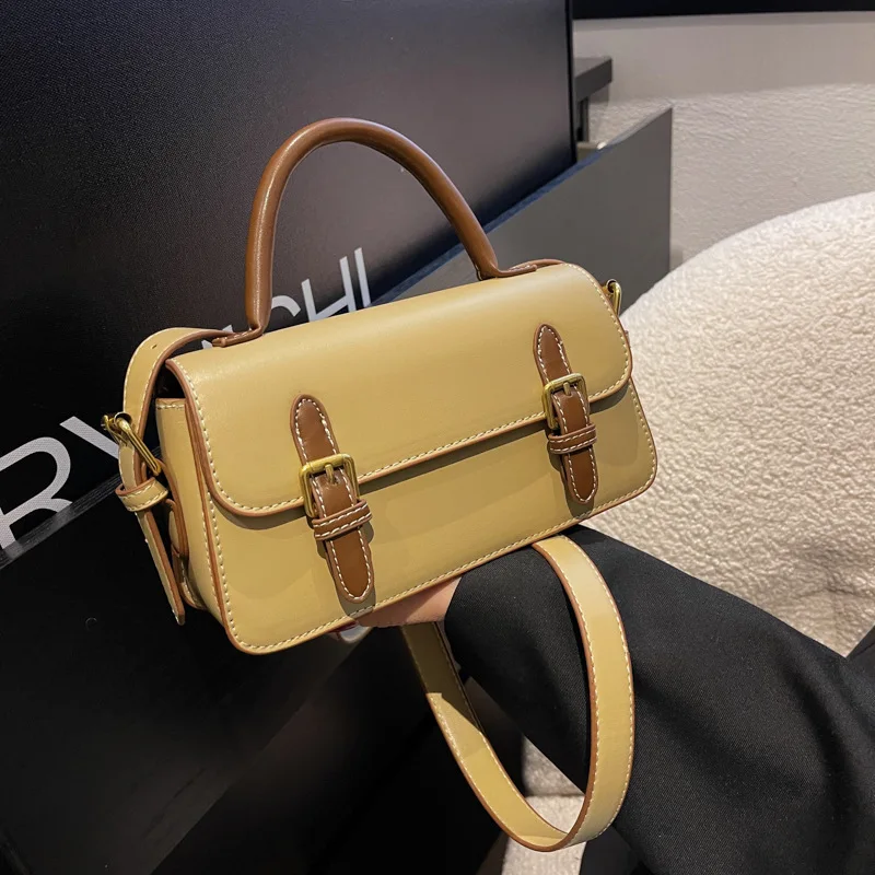 Women's Handbag Messenger Bag Women's Bag 2022 New Fashion Handbag Simple Contrast Color Small Square Bag Single Shoulder Bag
Women's Handbag Messenger Bag Women's Bag 2022 New Fashion Handbag Simple Contrast Color Small Square Bag Single Shoulder Bag