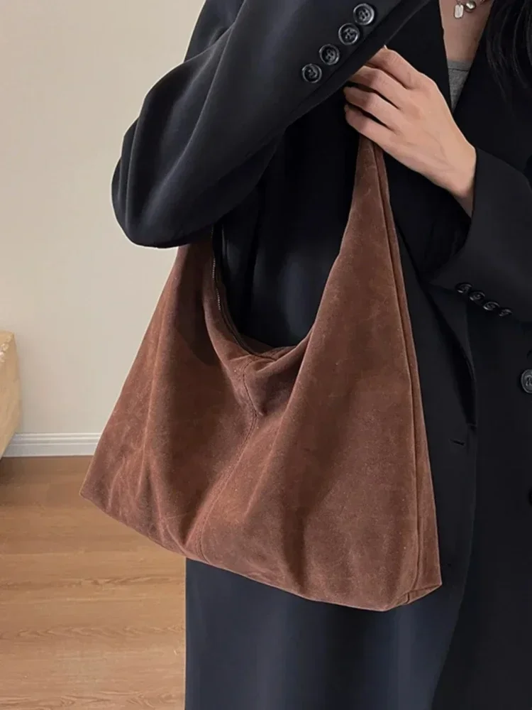 Y2K Korean Harajuku Square Shoulder Bag Vintage Elegant Aesthetic Gothic Purse Hobo Handbags Crossbody Messenger Tote Bags Women
Y2K Korean Harajuku Square Shoulder Bag Vintage Elegant Aesthetic Gothic Purse Hobo Handbags Crossbody Messenger Tote Bags Women